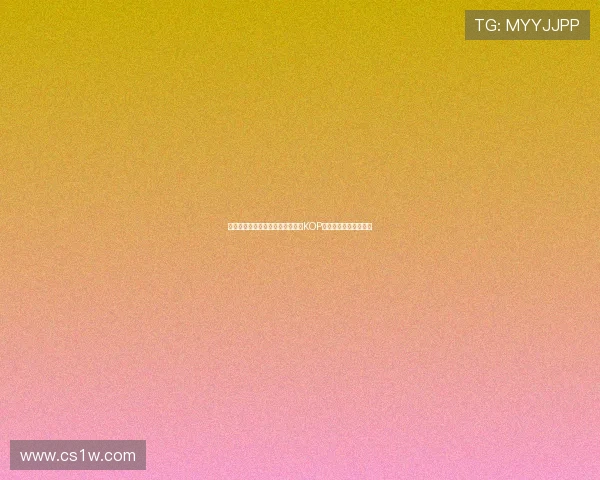 红军名宿汤普森与毕包主席赛前在KOP看台前献花圈悼念若塔 红军名宿汤普森与毕包主席赛前在KOP看台前献花圈悼念若塔